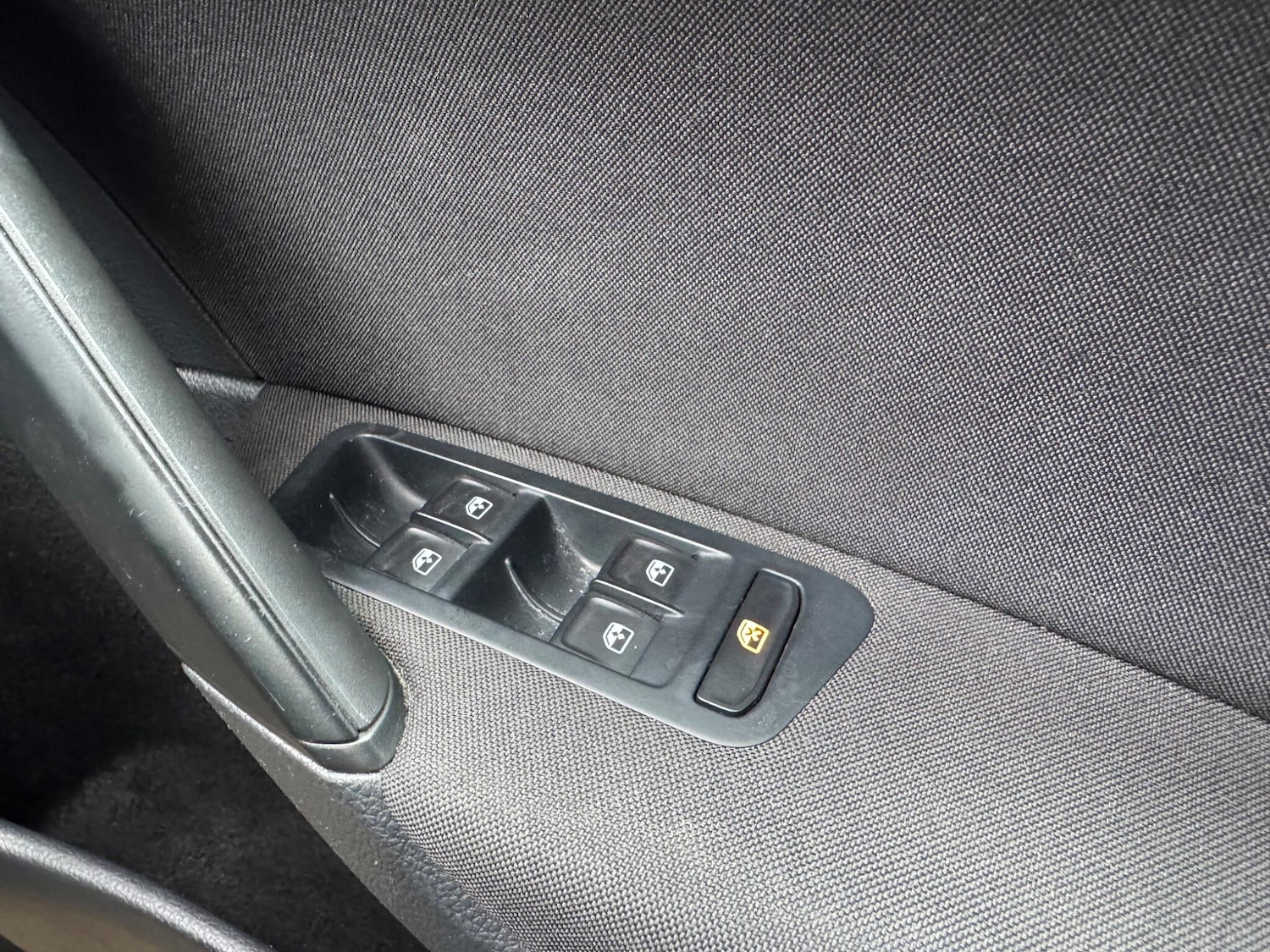 Used Volkswagen Golf 2017 for sale - 76487309: Photo 30