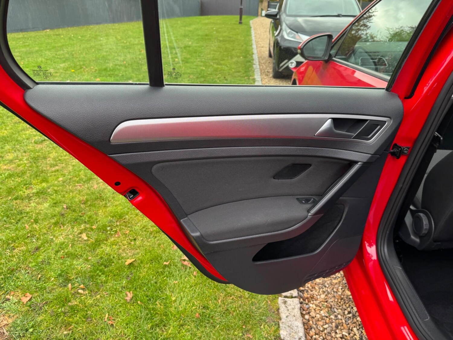 Used Volkswagen Golf 2017 for sale - 76487309: Photo 38