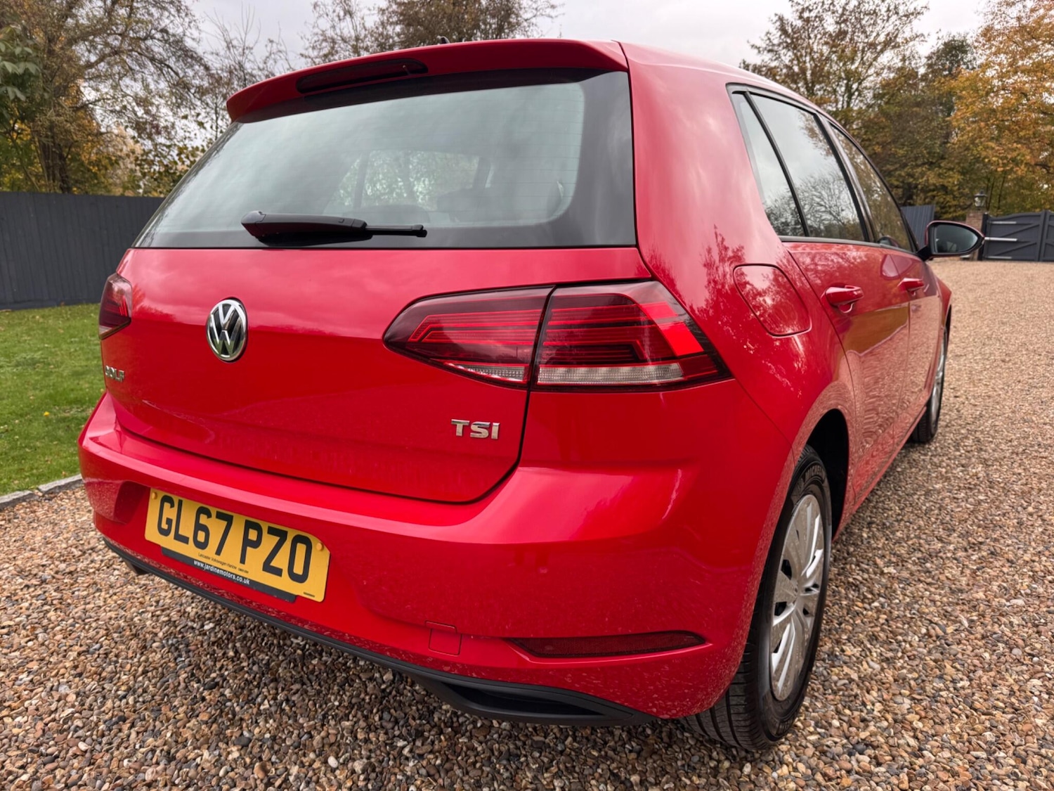 Used Volkswagen Golf 2017 for sale - 76487309: Photo 9