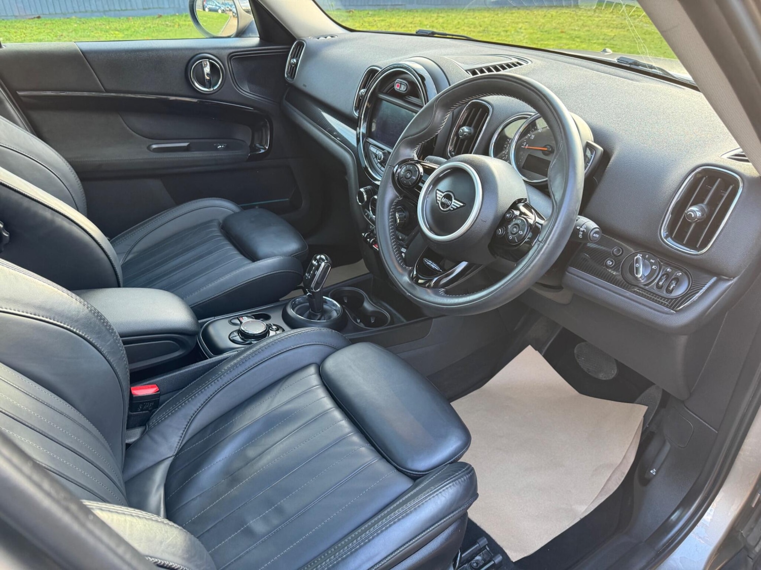 Used MINI Countryman 2019 for sale - 76909307: Photo 2