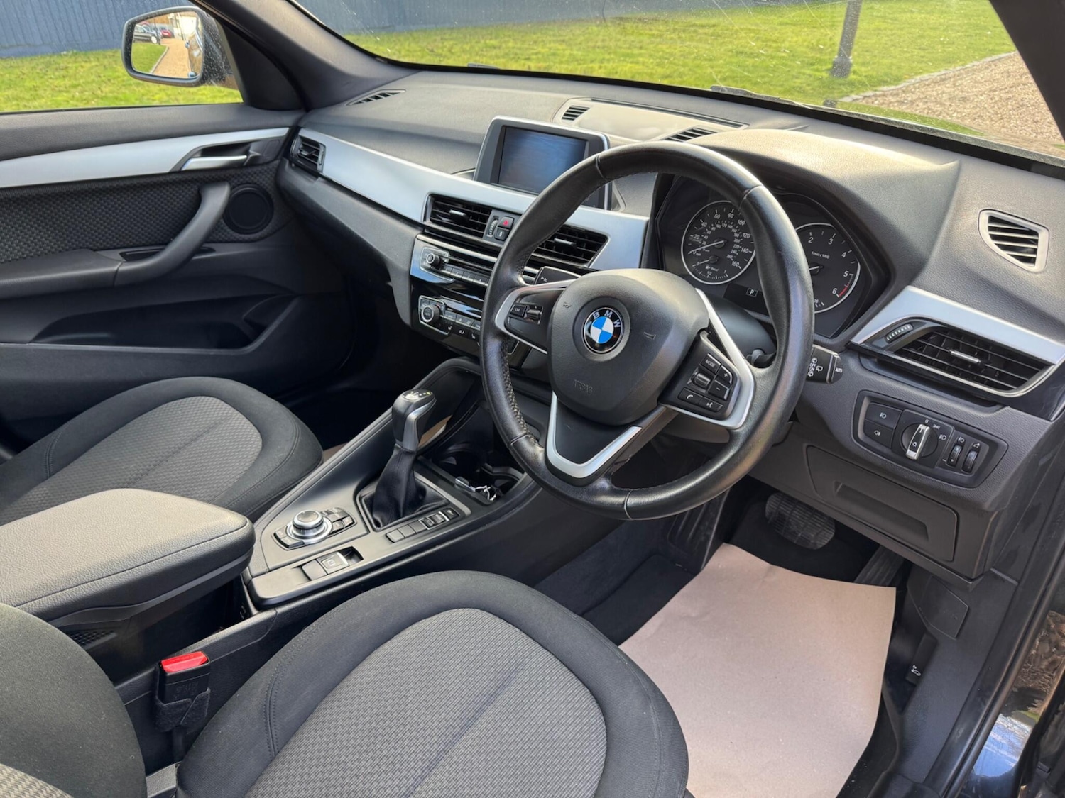 Used BMW X1 2016 for sale - 77509973: Photo 2