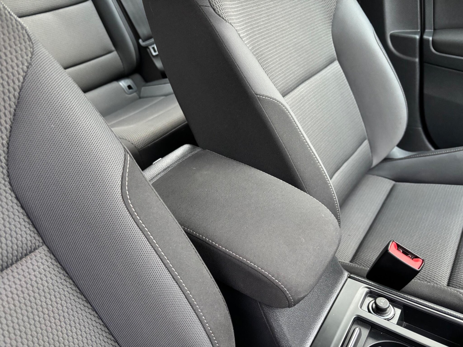 Used Volkswagen Golf 2016 for sale - 77612462: Photo 31