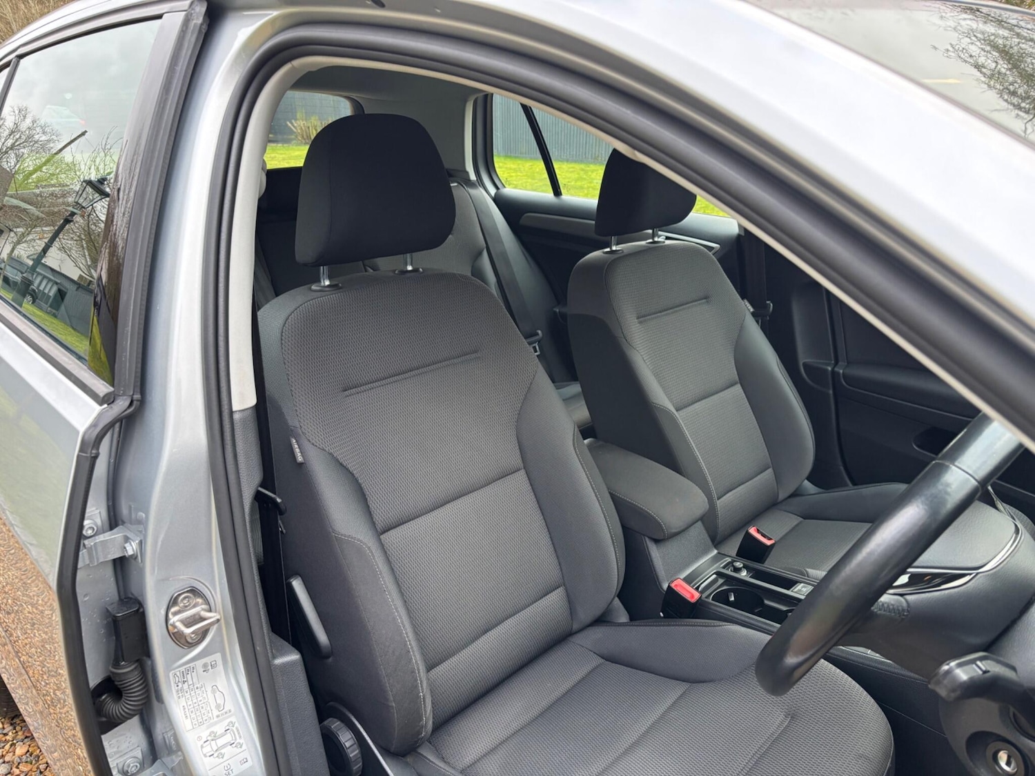 Used Volkswagen Golf 2016 for sale - 77612462: Photo 32