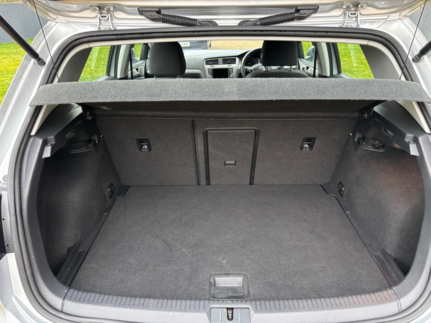 Used Volkswagen Golf 2016 for sale - 77612462: Photo 36