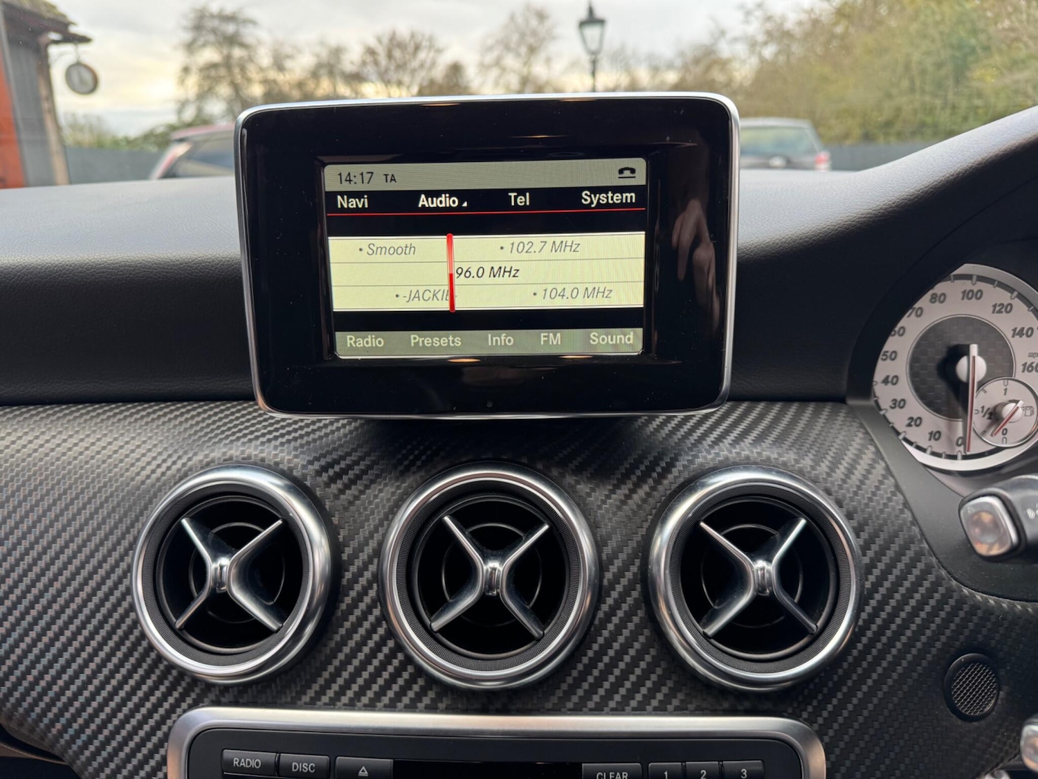 Used Mercedes-Benz A-Class 2014 for sale - 76637989: Photo 22