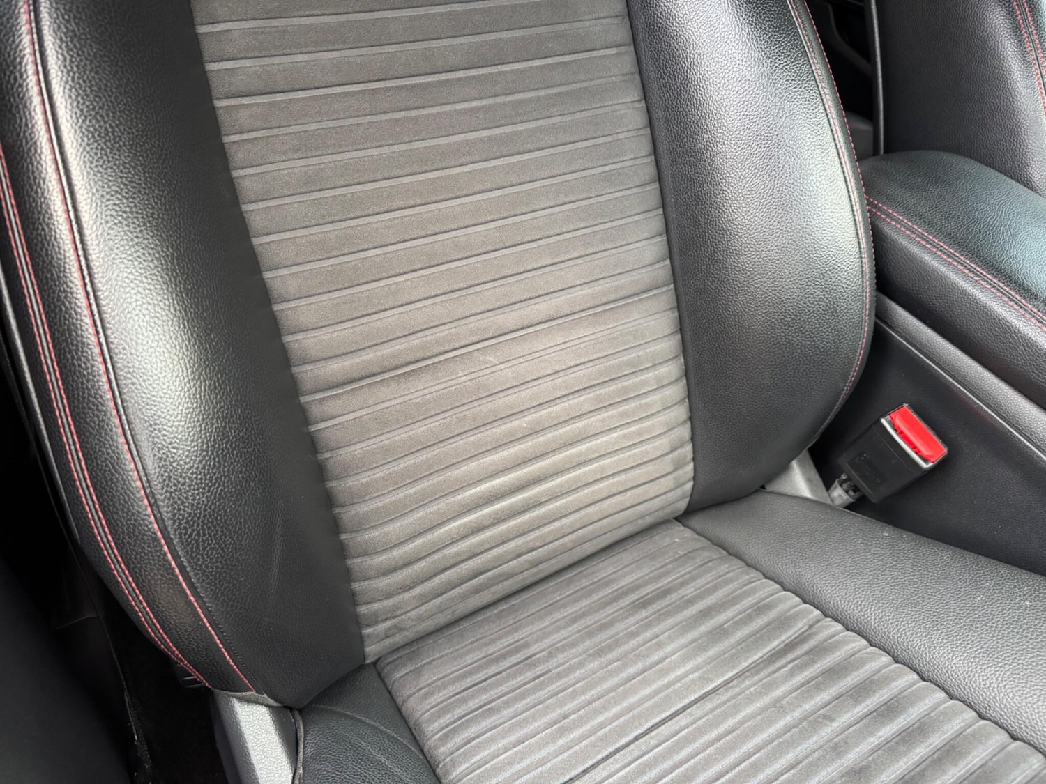 Used Mercedes-Benz A-Class 2014 for sale - 76637989: Photo 30