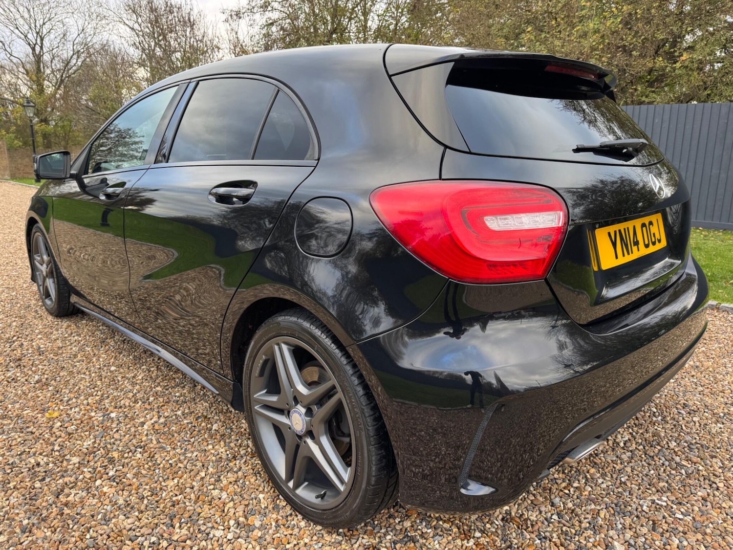 Used Mercedes-Benz A-Class 2014 for sale - 76637989: Photo 8