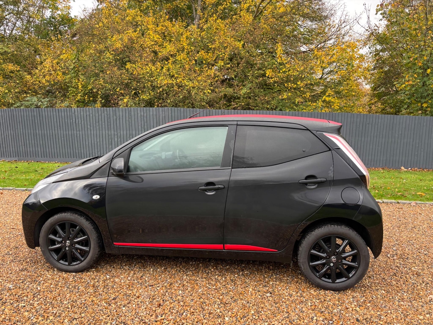 Used Toyota AYGO 2017 for sale - 76505103: Photo 7