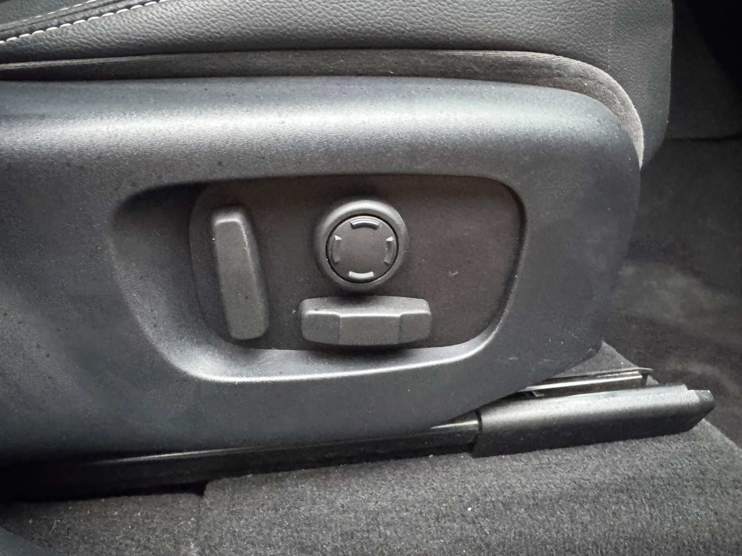 Used Land Rover Range Rover Velar 2020 for sale - 77114248: Photo 36