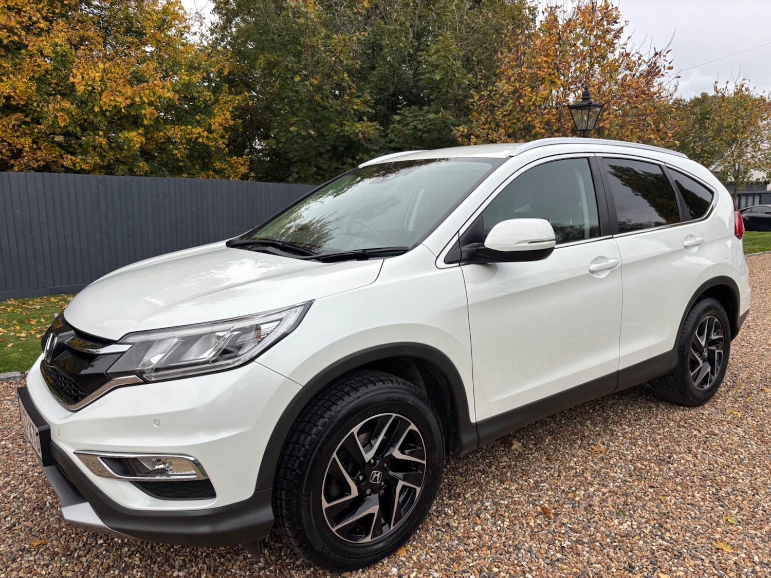 Used Honda CR-V 2017 for sale - 76339309: Photo 1
