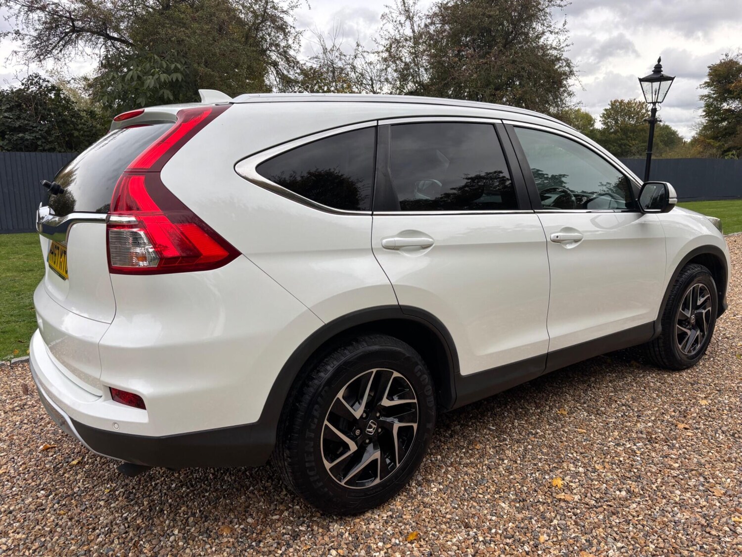 Used Honda CR-V 2017 for sale - 76339309: Photo 10