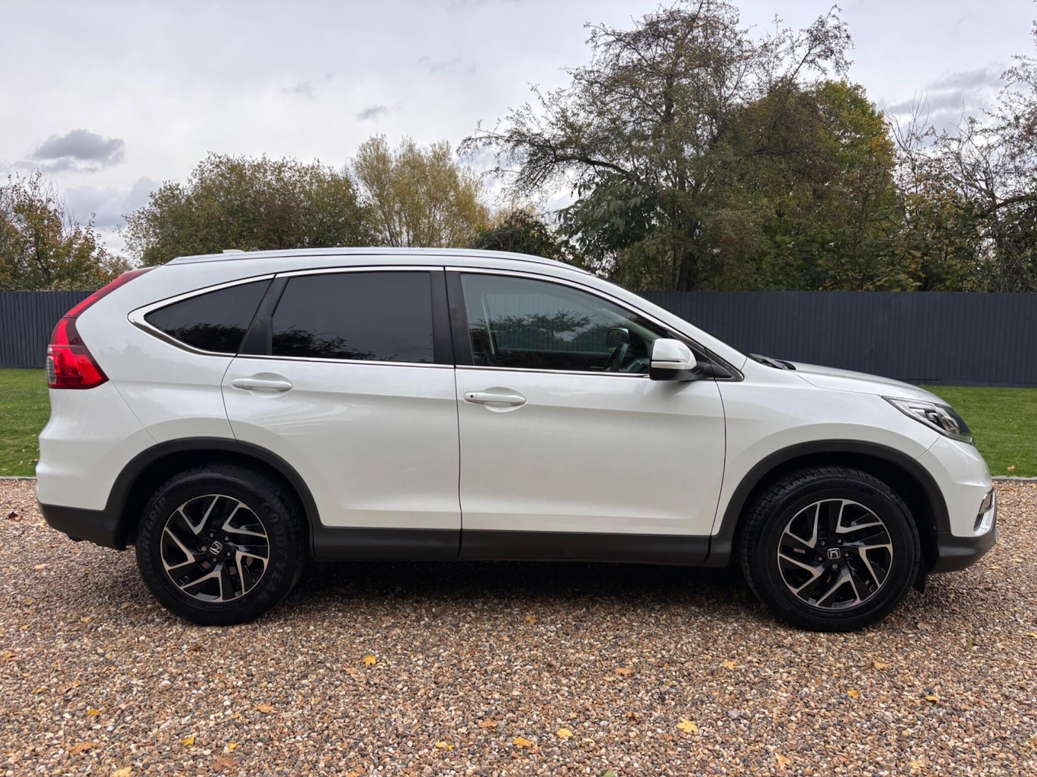 Used Honda CR-V 2017 for sale - 76339309: Photo 11