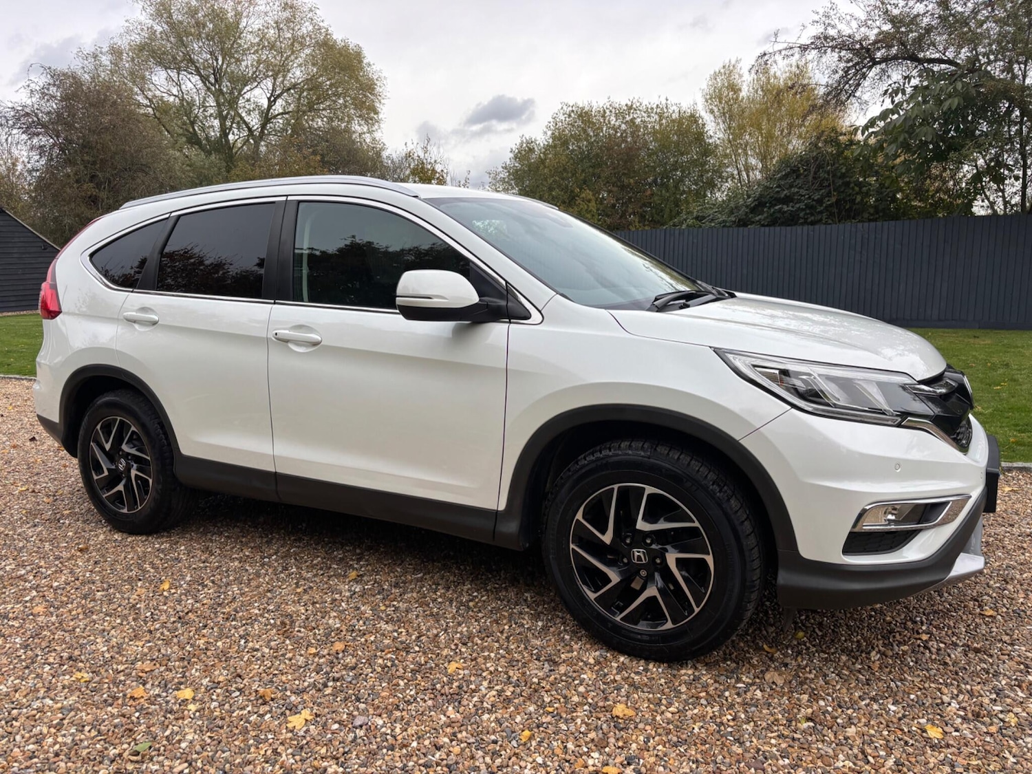 Used Honda CR-V 2017 for sale - 76339309: Photo 12