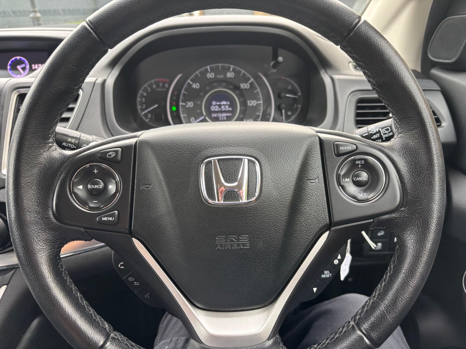 Used Honda CR-V 2017 for sale - 76339309: Photo 17