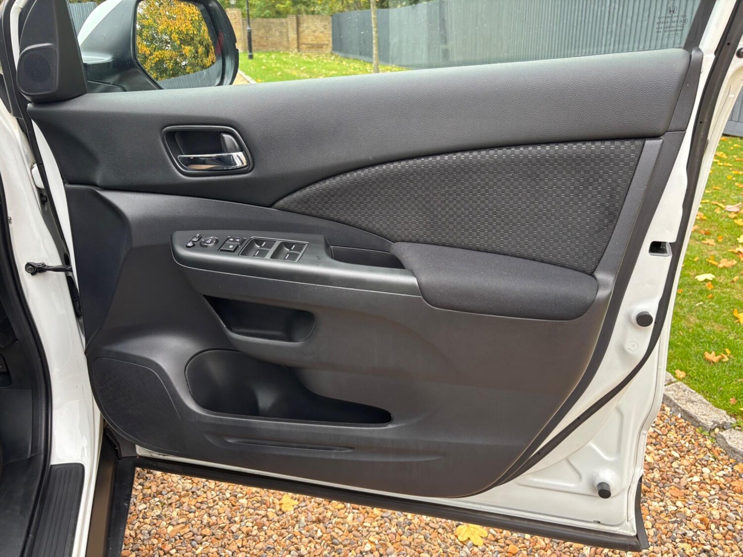 Used Honda CR-V 2017 for sale - 76339309: Photo 32