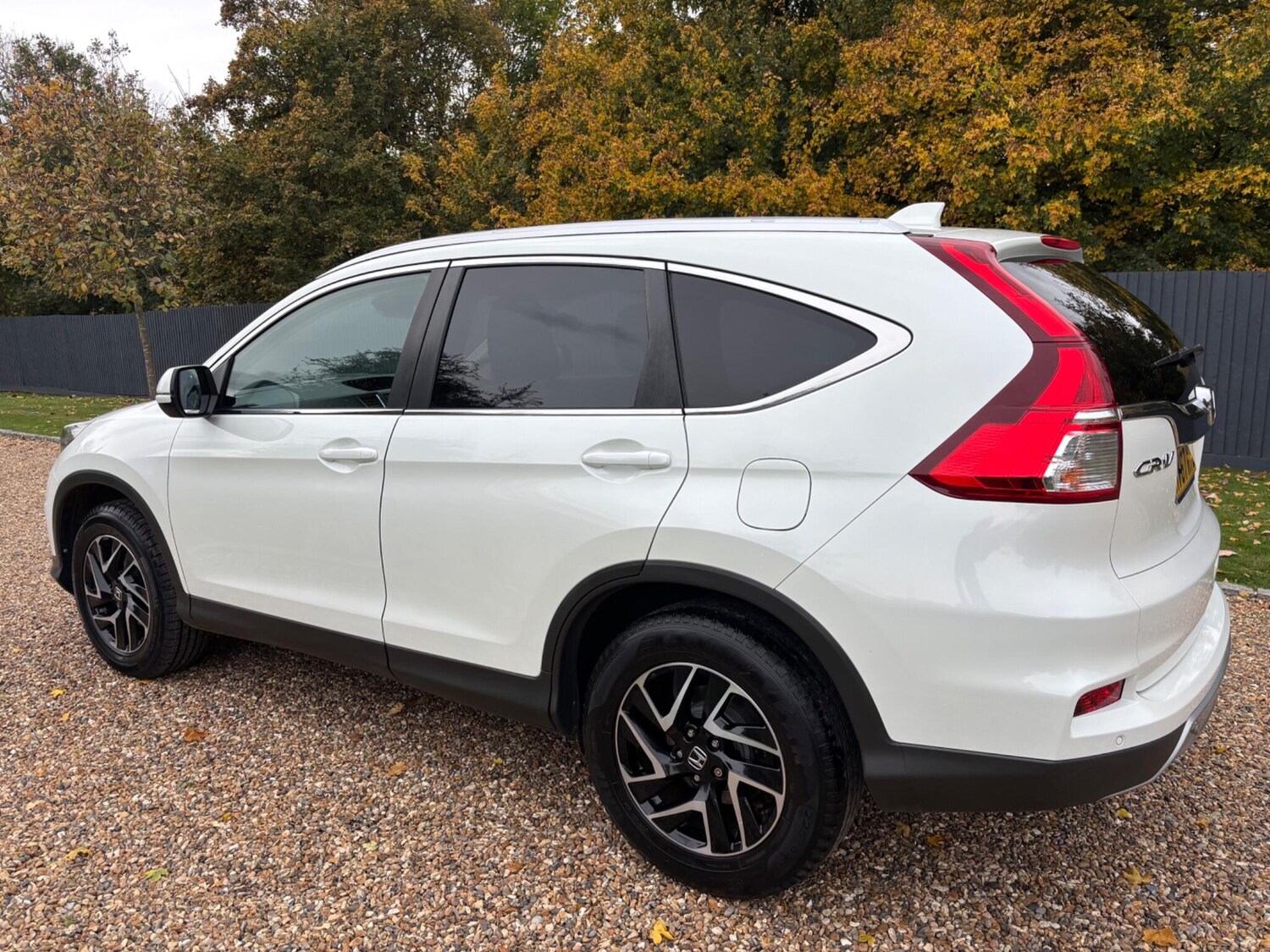 Used Honda CR-V 2017 for sale - 76339309: Photo 6