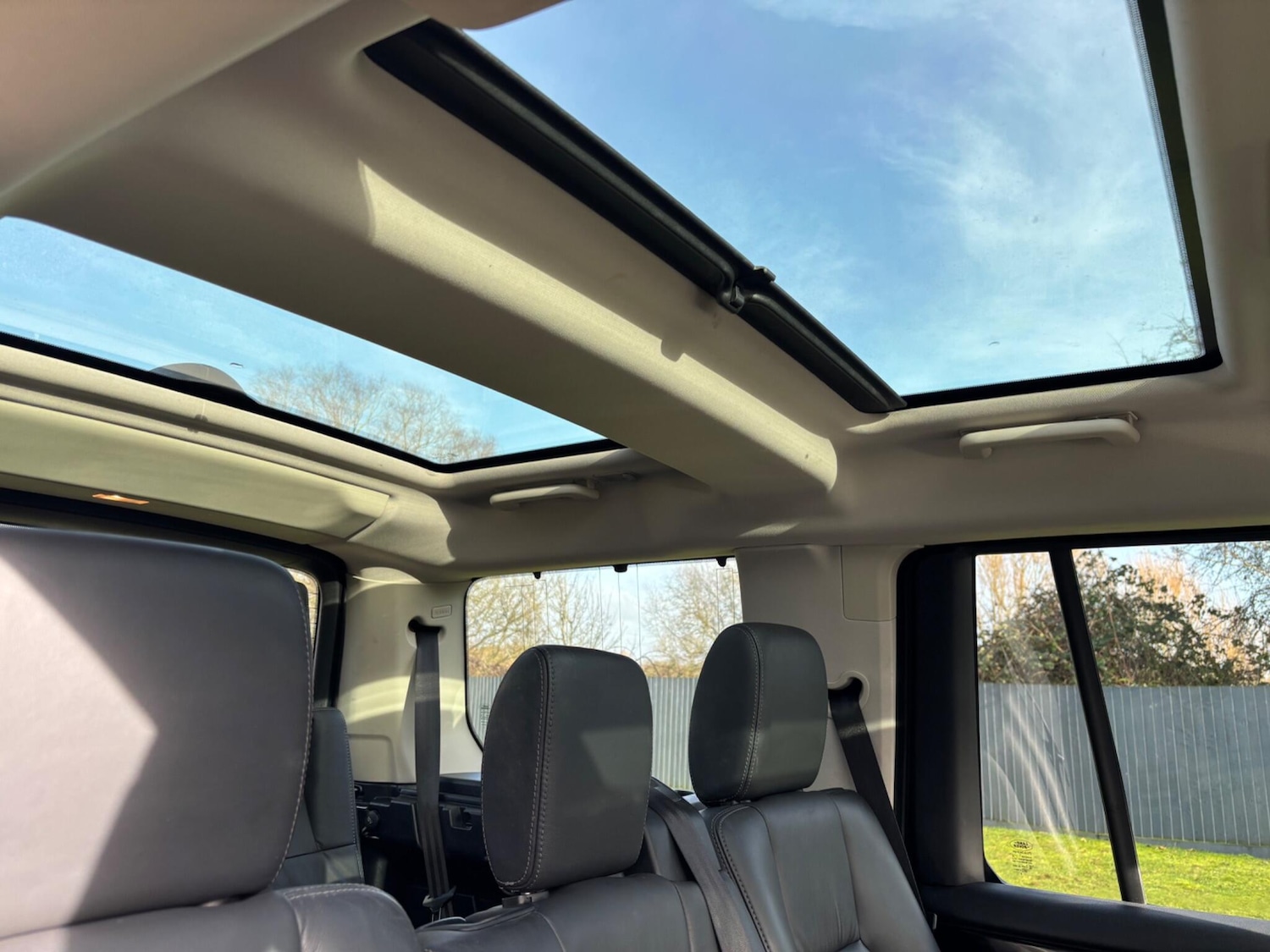 Used Land Rover Discovery 4 2015 for sale - 77386822: Photo 49