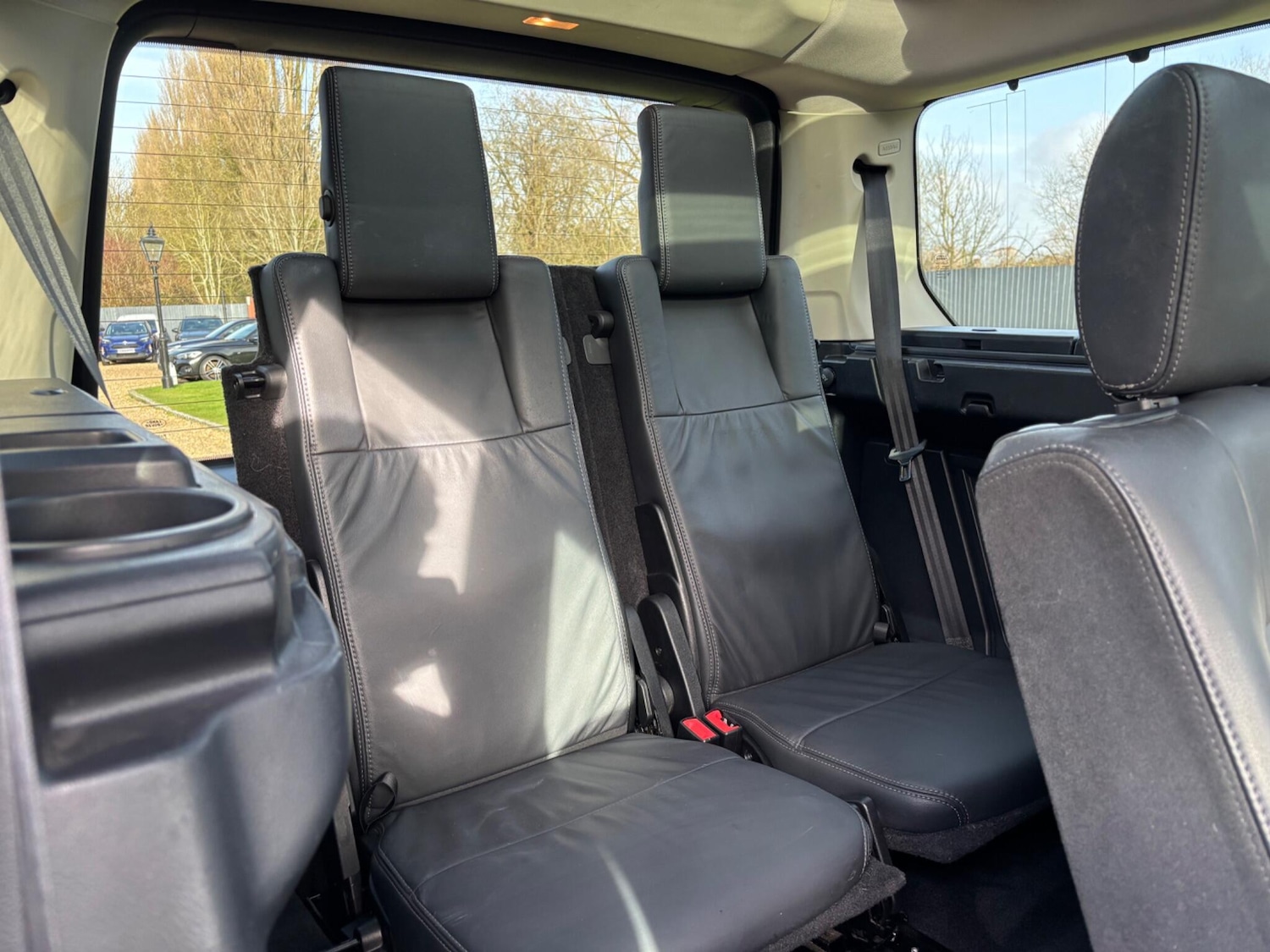 Used Land Rover Discovery 4 2015 for sale - 77386822: Photo 56