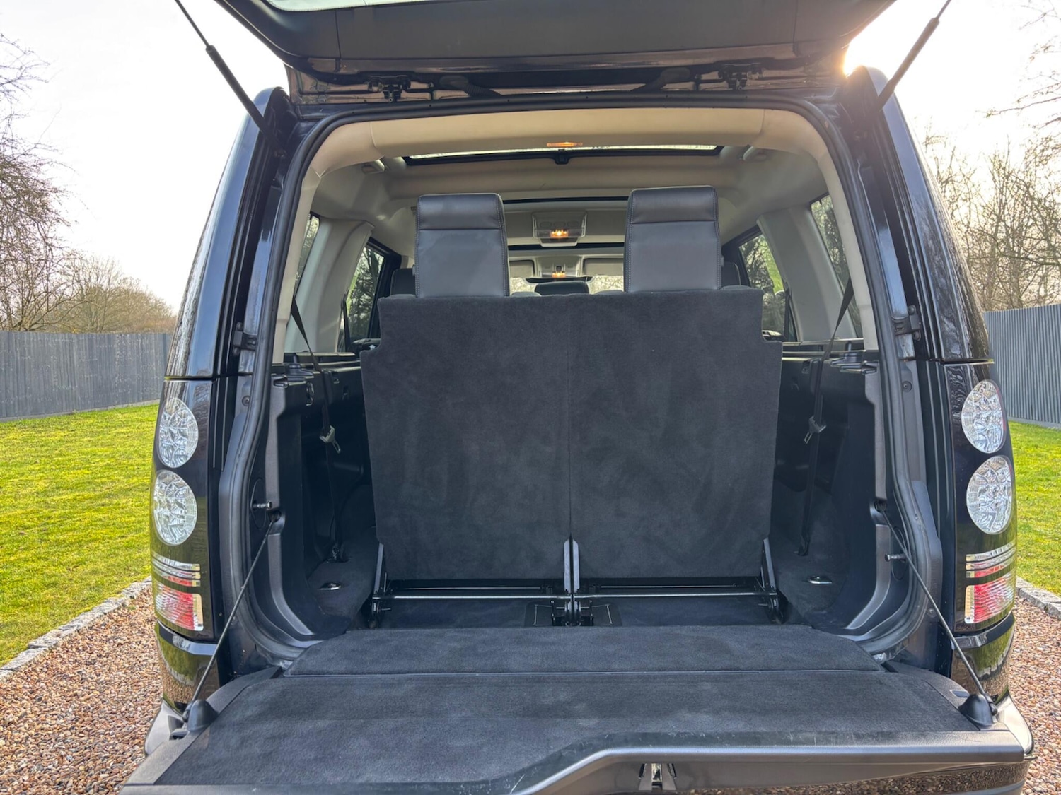 Used Land Rover Discovery 4 2015 for sale - 77386822: Photo 60