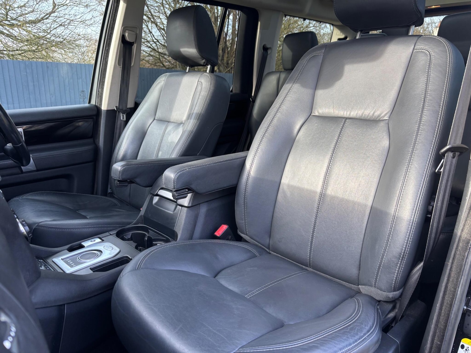 Used Land Rover Discovery 4 2015 for sale - 77386822: Photo 66