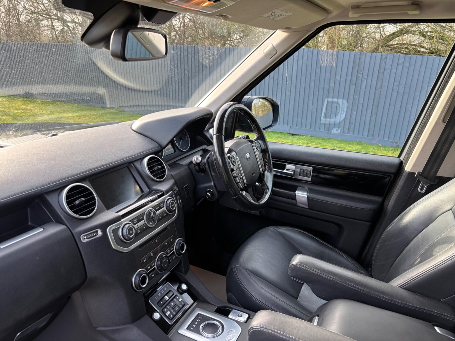 Used Land Rover Discovery 4 2015 for sale - 77386822: Photo 69