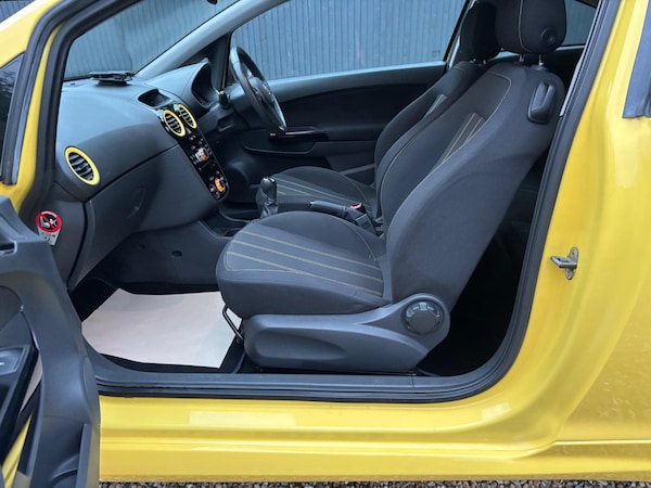 Used Vauxhall Corsa 2013 for sale - 76236850: Photo 25