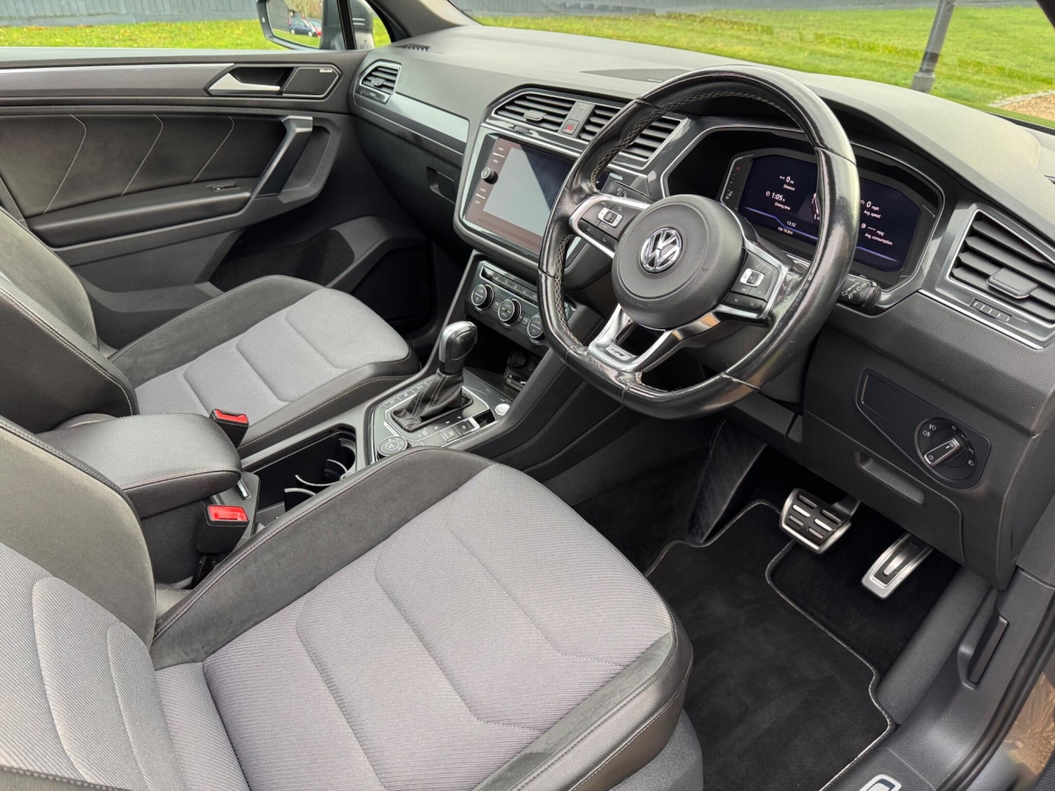 Used Volkswagen Tiguan 2020 for sale - 76792454: Photo 47