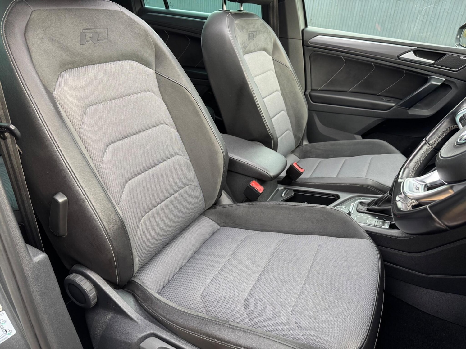 Used Volkswagen Tiguan 2020 for sale - 76792454: Photo 48