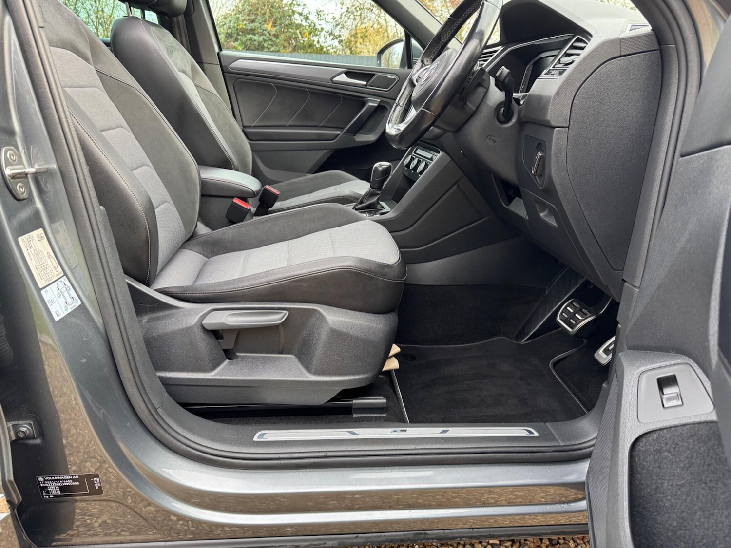 Used Volkswagen Tiguan 2020 for sale - 76792454: Photo 52