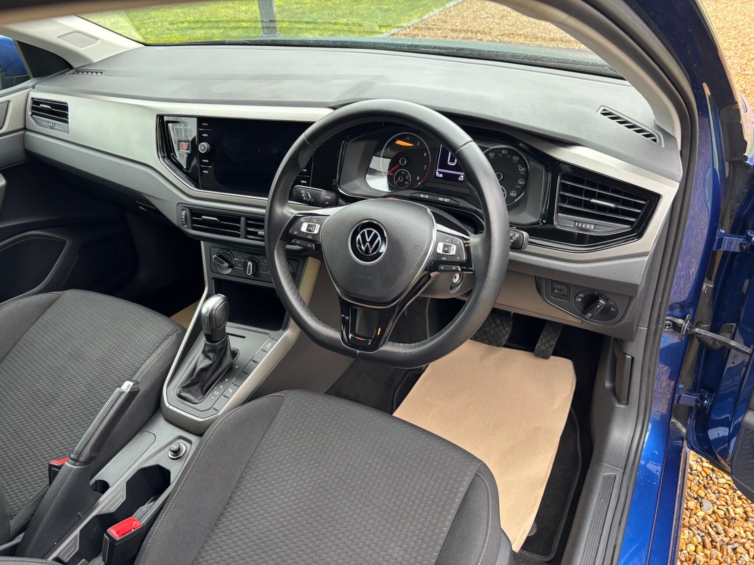 Used Volkswagen Polo 2021 for sale - 77625826: Photo 2