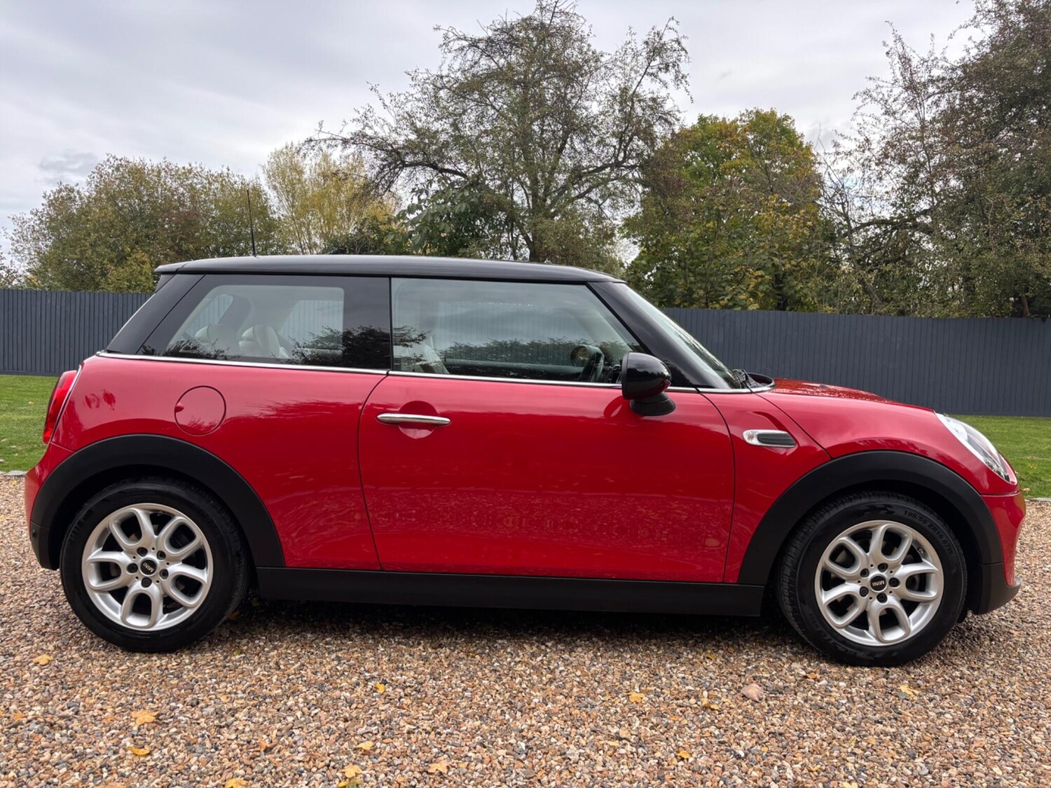 Used MINI Hatch 2017 for sale - 76380229: Photo 11