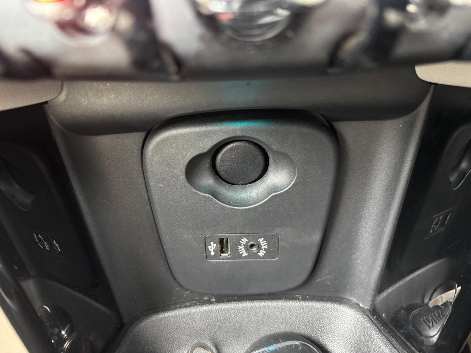 Used MINI Hatch 2017 for sale - 76380229: Photo 24