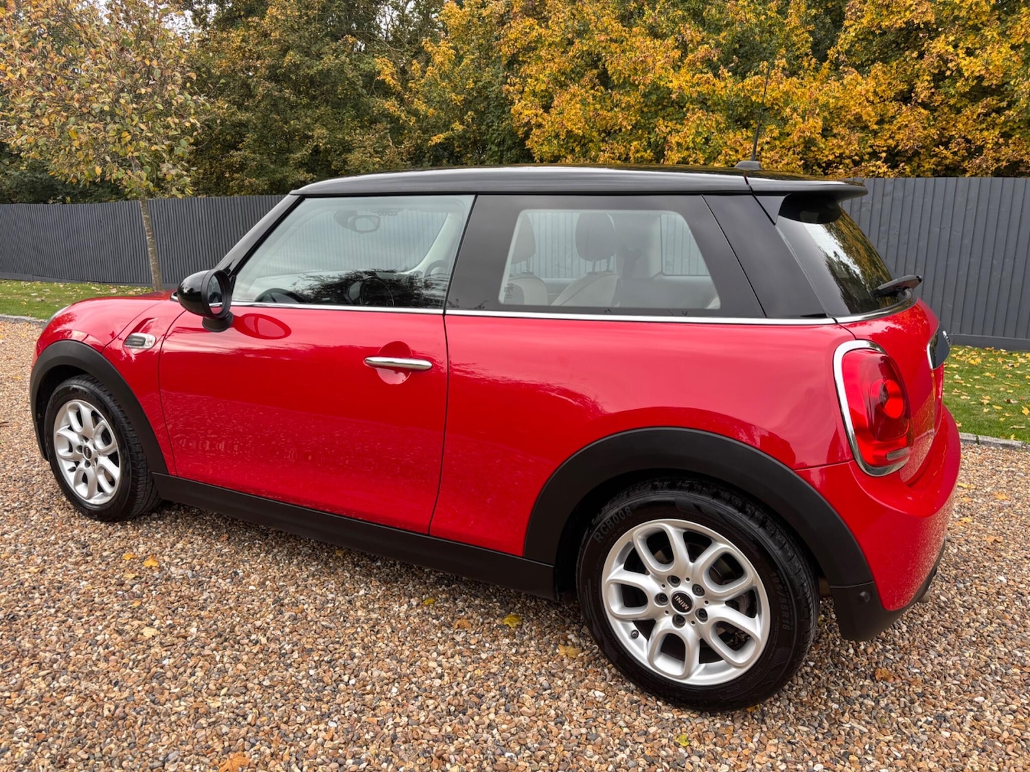Used MINI Hatch 2017 for sale - 76380229: Photo 6