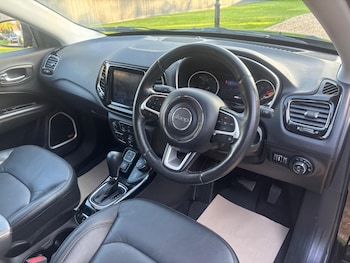 Used Jeep Compass 2020 for sale - 76236889: Photo