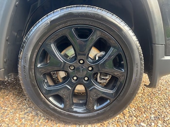 Used Jeep Compass 2020 for sale - 76236889: Photo