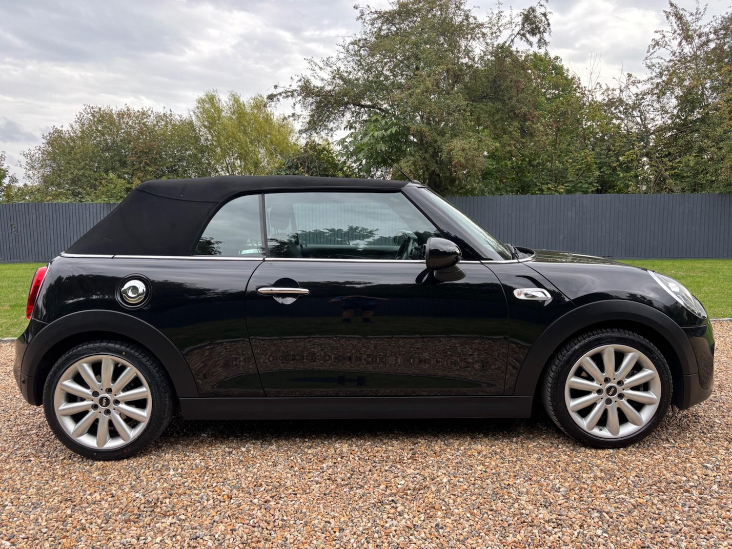 Used MINI Convertible 2018 for sale - 76236843: Photo 17