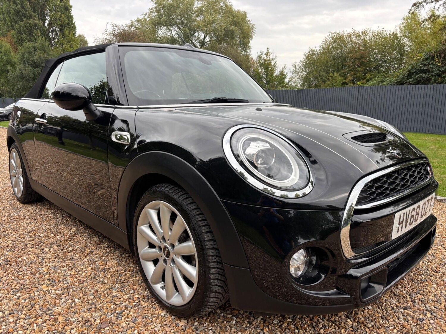 Used MINI Convertible 2018 for sale - 76236843: Photo 21