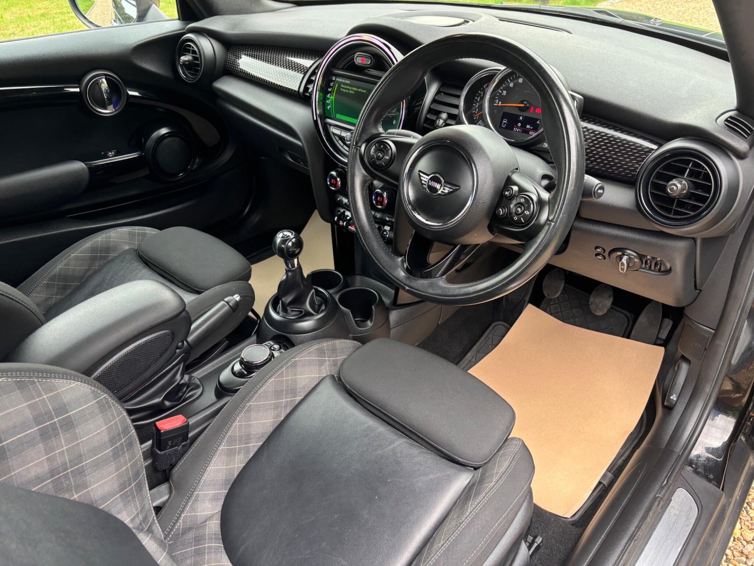 Used MINI Convertible 2018 for sale - 76236843: Photo 45