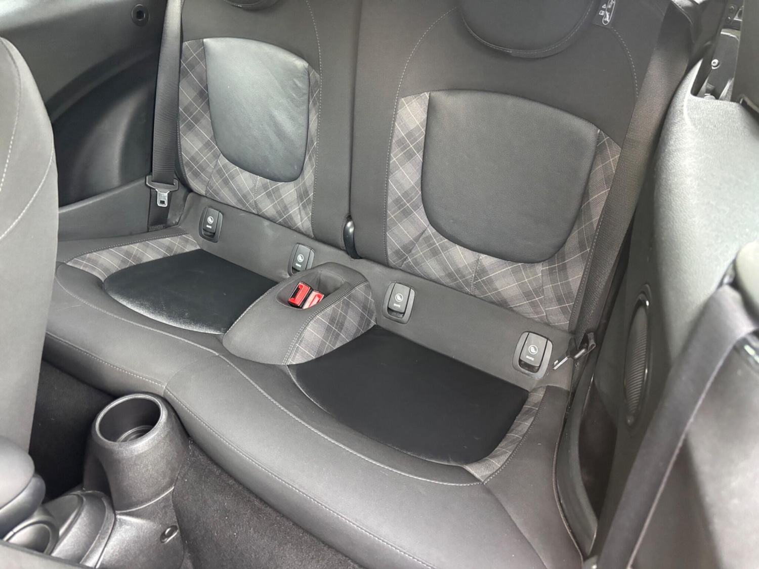 Used MINI Convertible 2018 for sale - 76236843: Photo 55