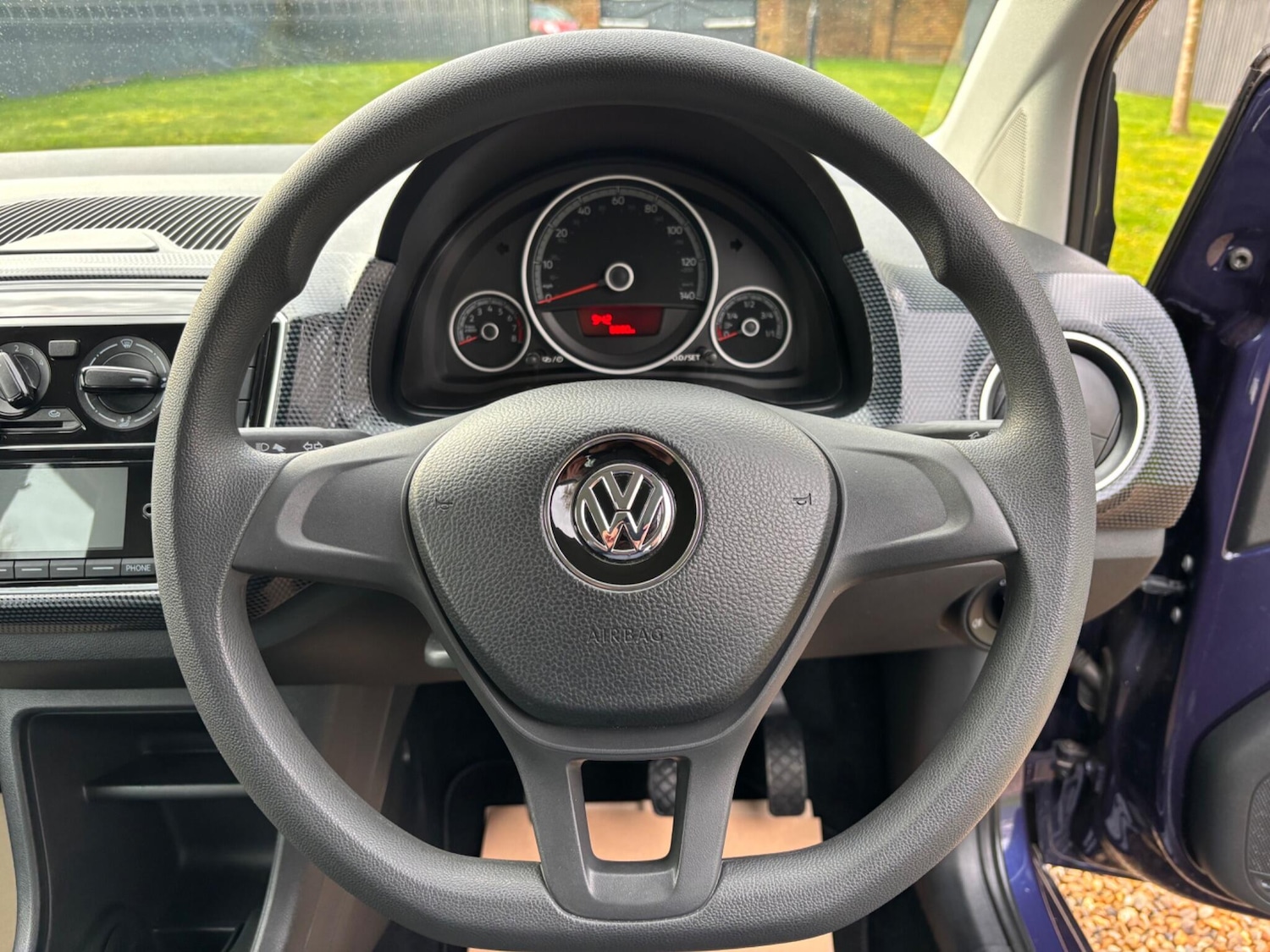 Used Volkswagen up! 2018 for sale - 77625972: Photo 18