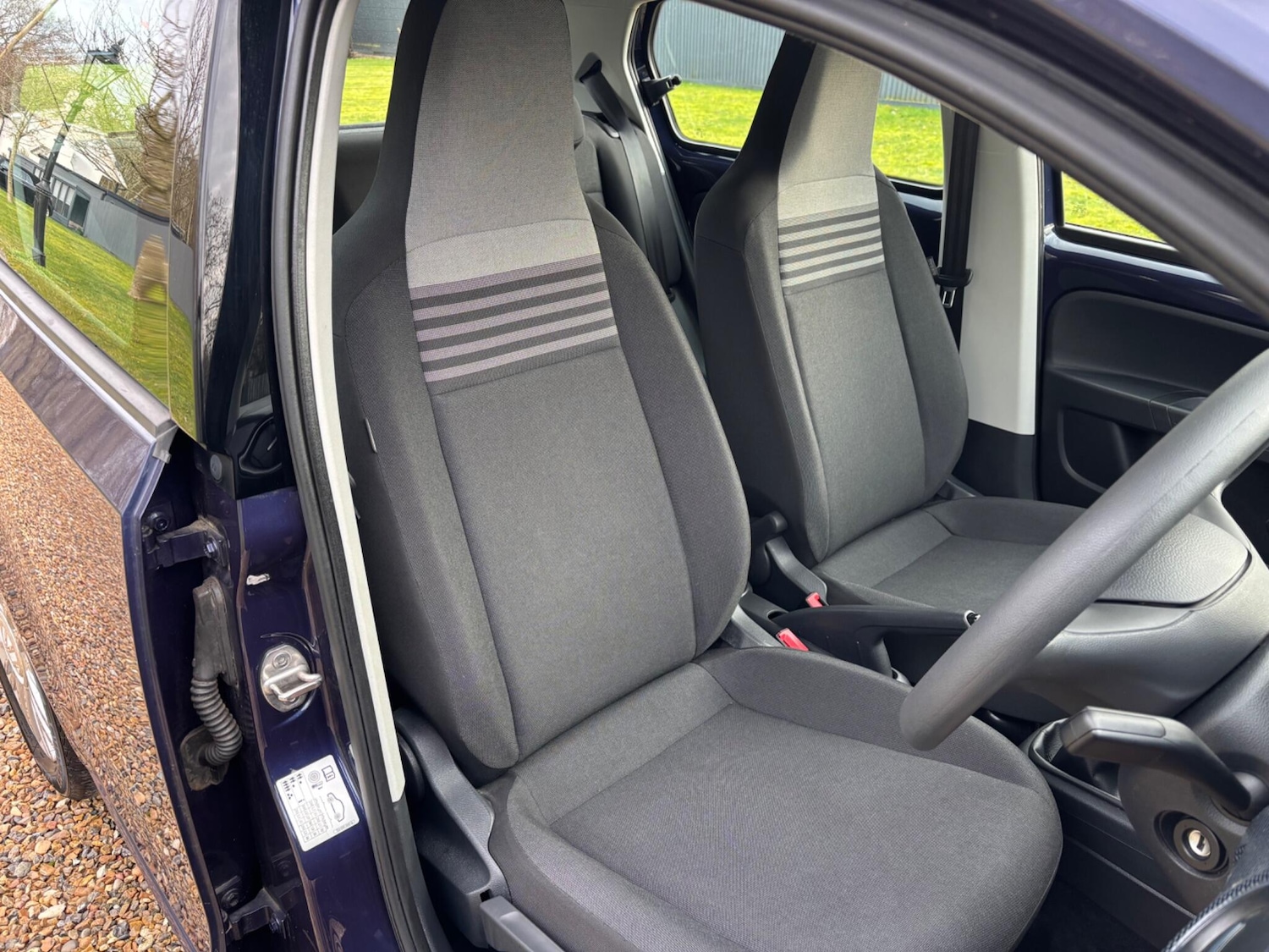 Used Volkswagen up! 2018 for sale - 77625972: Photo 24