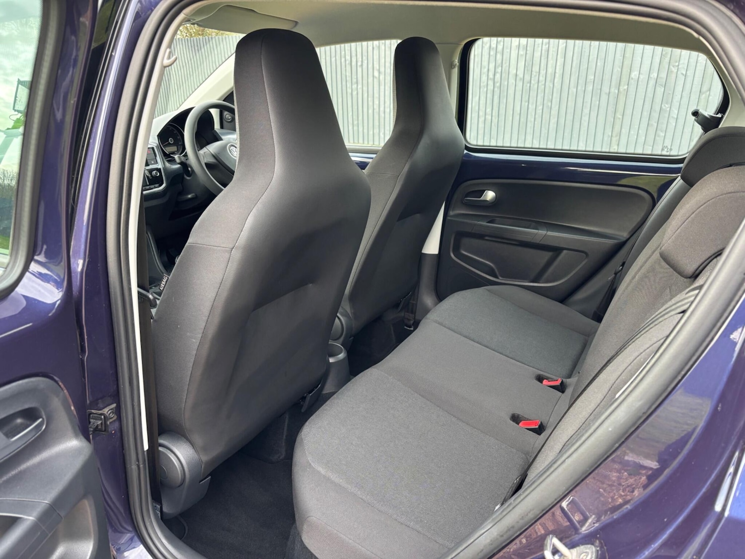 Used Volkswagen up! 2018 for sale - 77625972: Photo 31