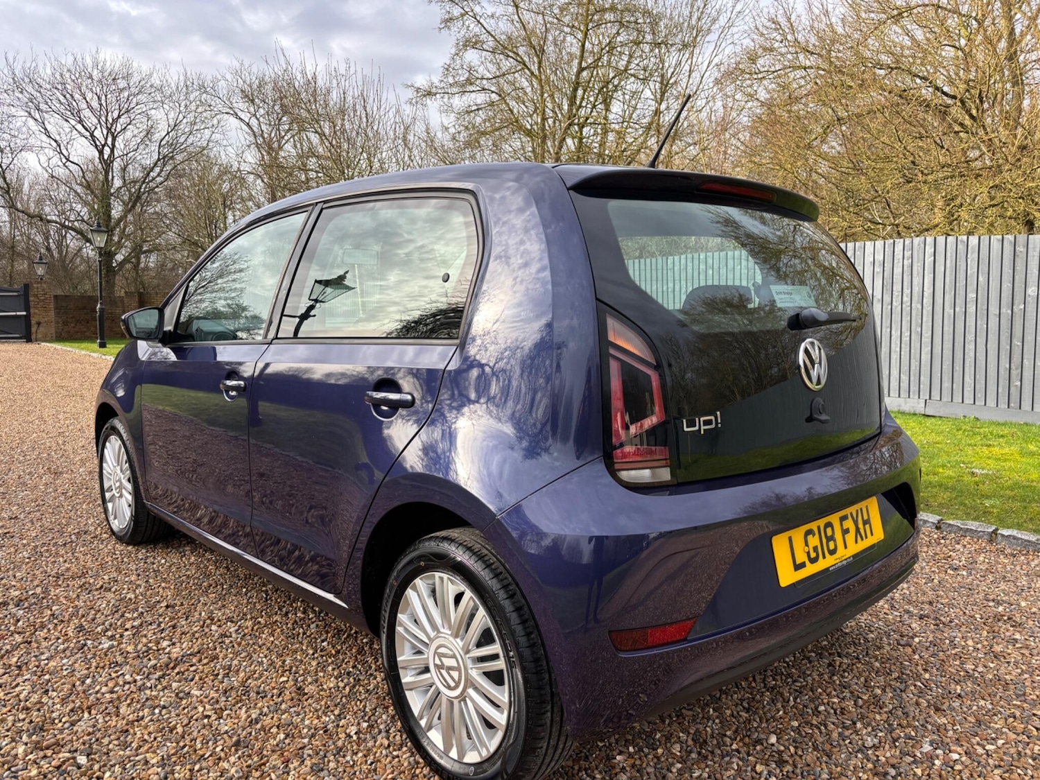 Used Volkswagen up! 2018 for sale - 77625972: Photo 7