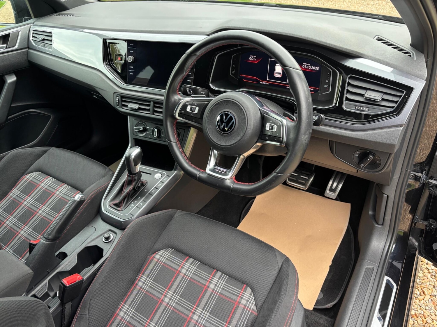 Used Volkswagen Polo 2021 for sale - 76856258: Photo 2