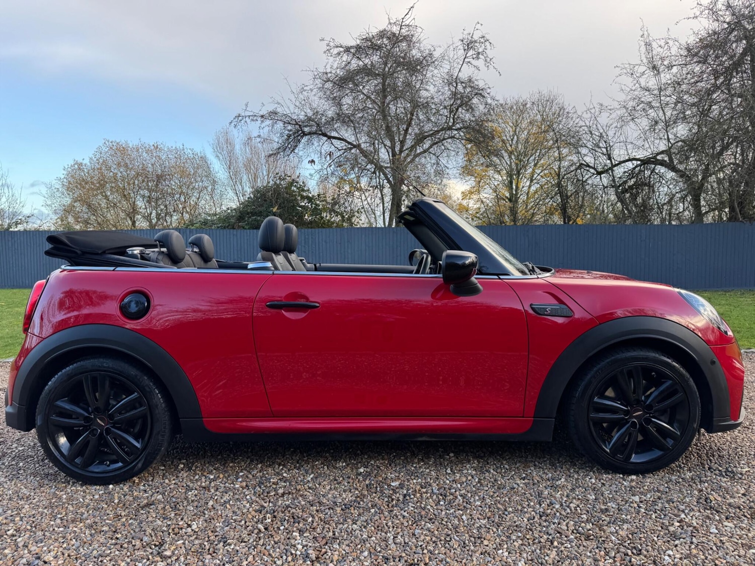 Used MINI Convertible 2021 for sale - 76773506: Photo 17