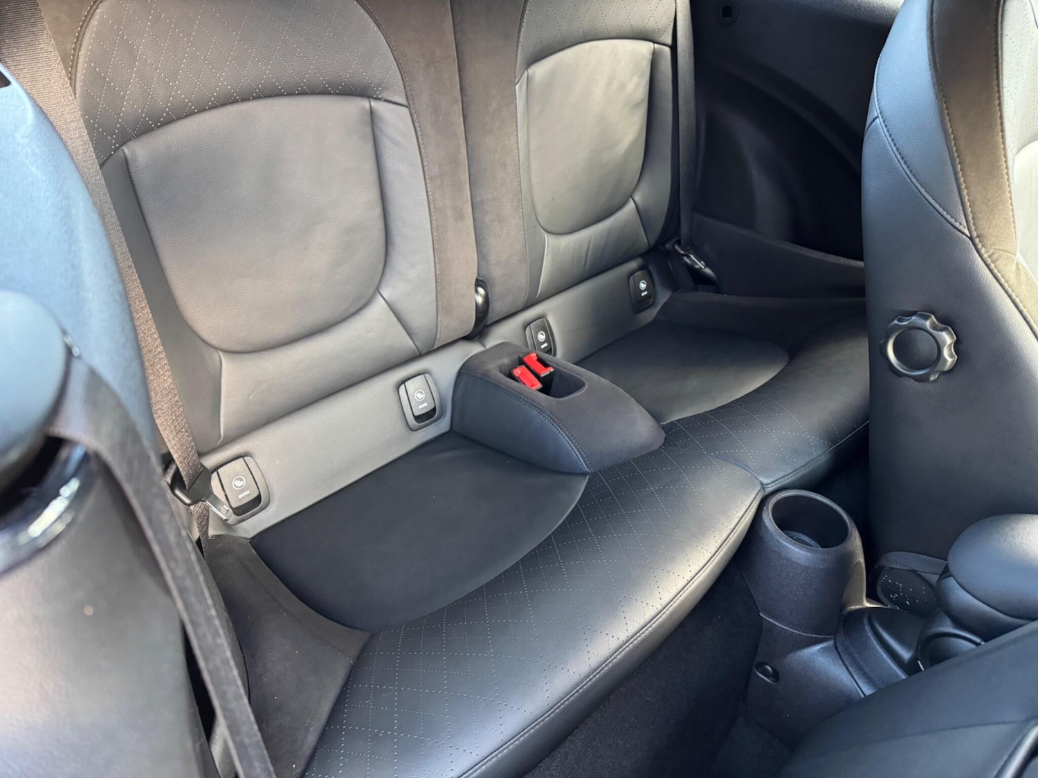 Used MINI Convertible 2021 for sale - 76773506: Photo 46