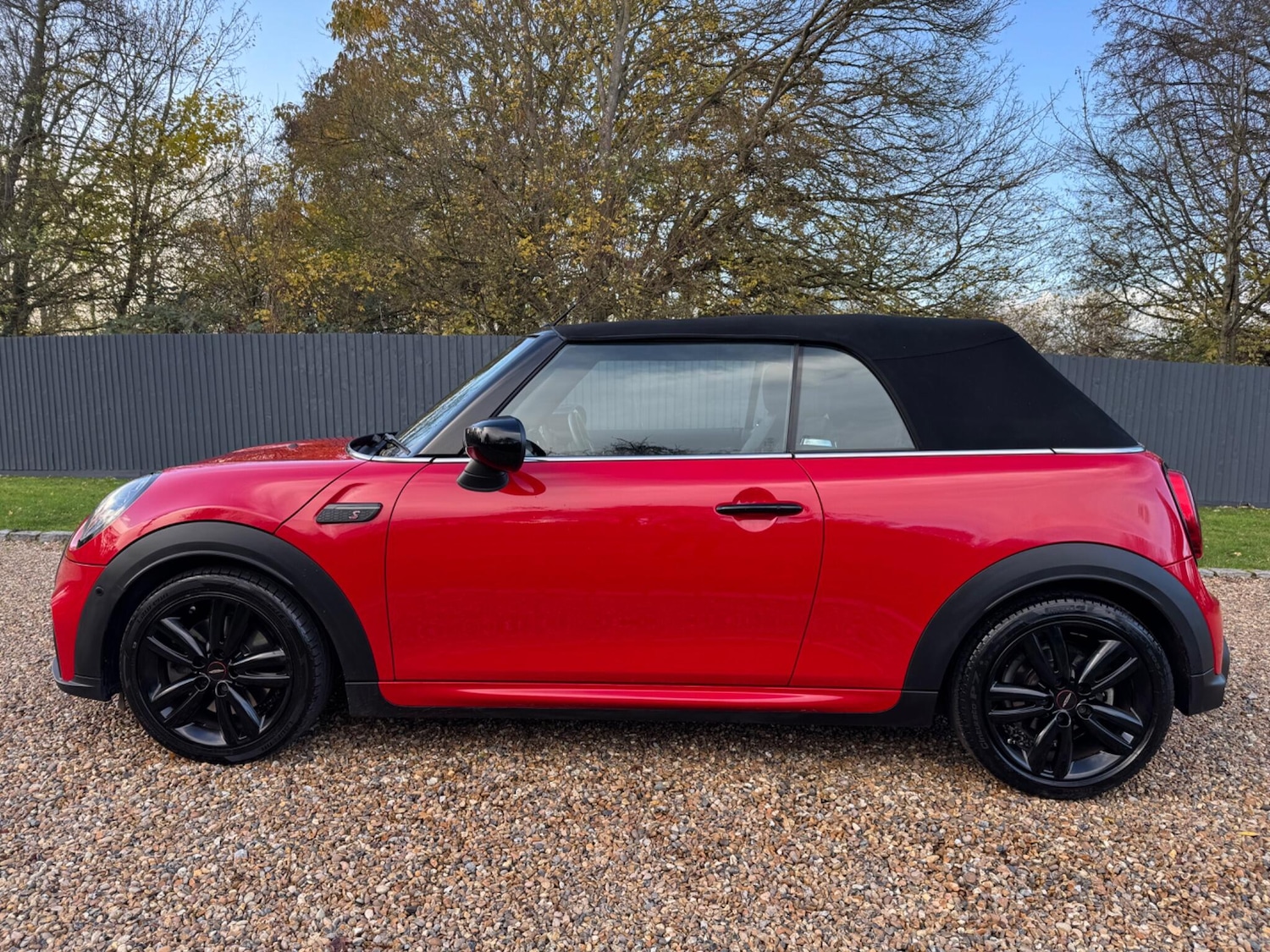 Used MINI Convertible 2021 for sale - 76773506: Photo 7