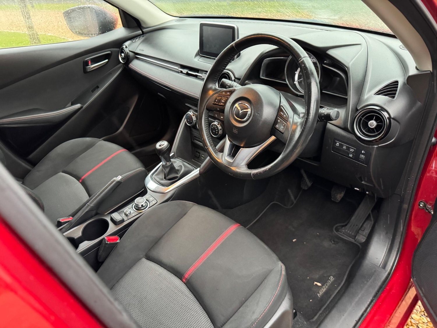 Used Mazda Mazda2 2016 for sale - 76637994: Photo 2