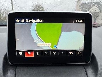 Used Mazda Mazda2 2016 for sale - 76637994: Photo