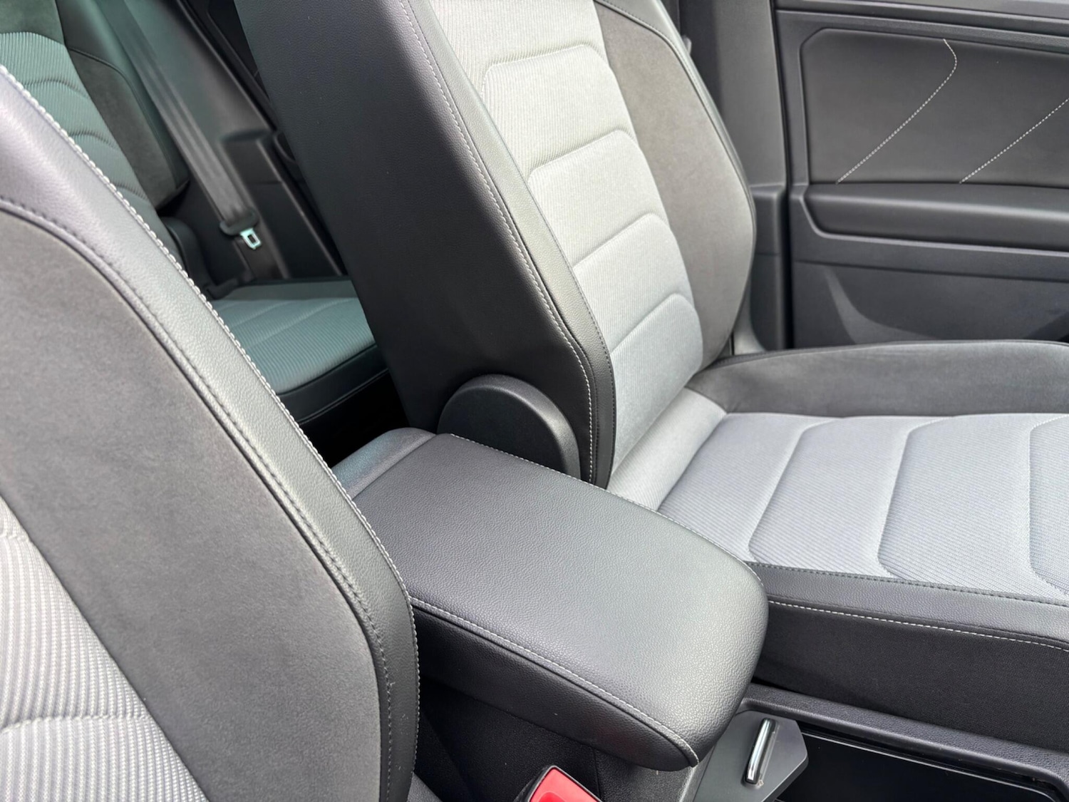 Used Volkswagen Tiguan for sale - 77587129: Photo 40